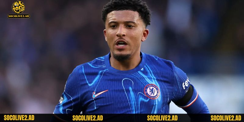 Tuy đã tìm lại được niềm vui khi chơi bóng tại Chelsea nhưng hành trình của Jadon Sancho không hề dễ dàng